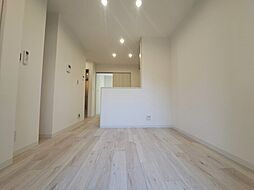 ＬＵＭＩＥＬＥ道後緑台 102 号室 1階1LDKのリビング/ダイニング