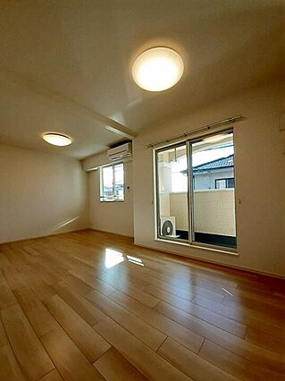 プレリメール_内装_0