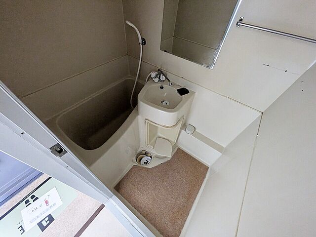 浴室
