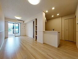 アンソレイエ ヴィヴァン2 102 号室 1階1LDKのリビング/ダイニング