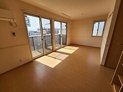 ガーランド 205 号室 2階1LDKのリビング/ダイニング