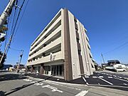 鎌田駅より徒歩35分 築1年6ヶ月 5階建の賃貸物件