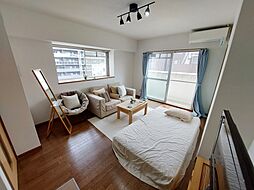 フォレスト三番町 501 号室