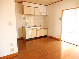 KR西垣生 202 号室 2階3LDKのリビング/ダイニング