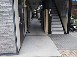 16 / 34