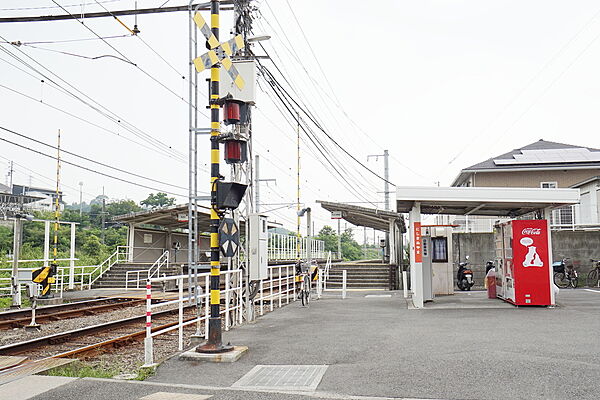 画像14:西衣山駅