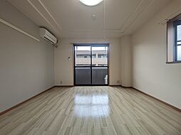 プレッソリーバＹ 106 号室 1階1Kのリビング/ダイニング