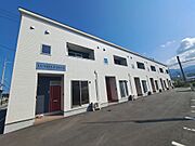 柳原駅より徒歩2分 築3年5ヶ月 2階建の賃貸物件