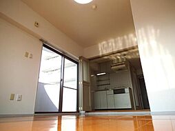 グリチネ・ドゥエ 505 号室 5階1Kのリビング/ダイニング