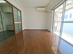 ぷれいす。友 305 号室 3階1Kのリビング/ダイニング