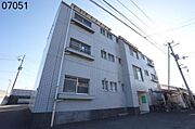 伊予和気駅より徒歩27分 1階 築38年7ヶ月の賃貸物件
