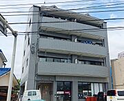 平井駅より徒歩3分 3階 築33年8ヶ月の賃貸物件