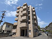 松山駅より徒歩21分 6階 築29年10ヶ月の賃貸物件