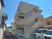 西衣山駅より徒歩19分 3階 築20年8ヶ月の賃貸物件