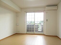 アルバータI 1階ワンルームのリビング/ダイニング