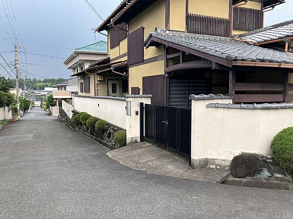 外観：329000127027