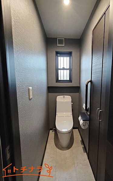 トイレを拡大表示