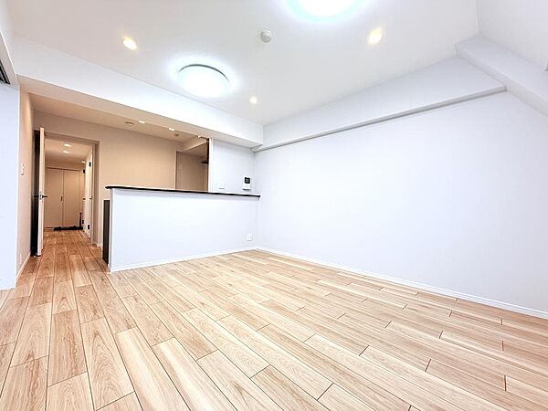 内装リノベーション工事中の為、室内内装参考画像