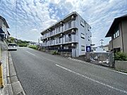 リファレンス葉山 2階 築35年9ヶ月の賃貸物件