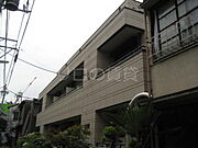 荏原町駅より徒歩4分 築32年7ヶ月 3階建の賃貸物件