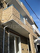 平和島駅より徒歩3分 築16年4ヶ月 3階建の賃貸物件