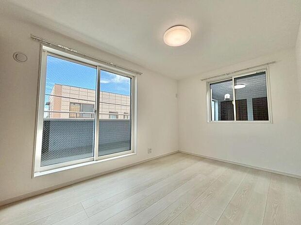 リビングで楽しく過ごした後はプライベートな時間を満喫できます。