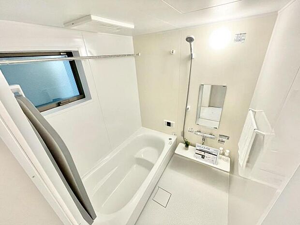 ゆったりとした広さで、毎日のバスタイムを心地よくお楽しみいただけます。