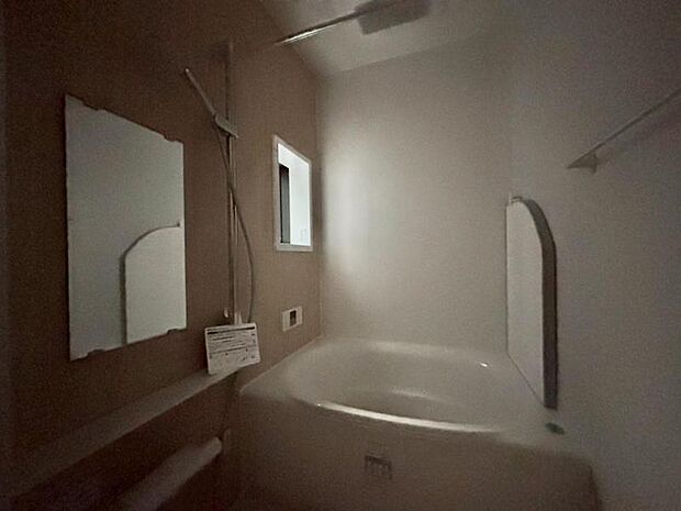 清潔感のあるバスルーム。