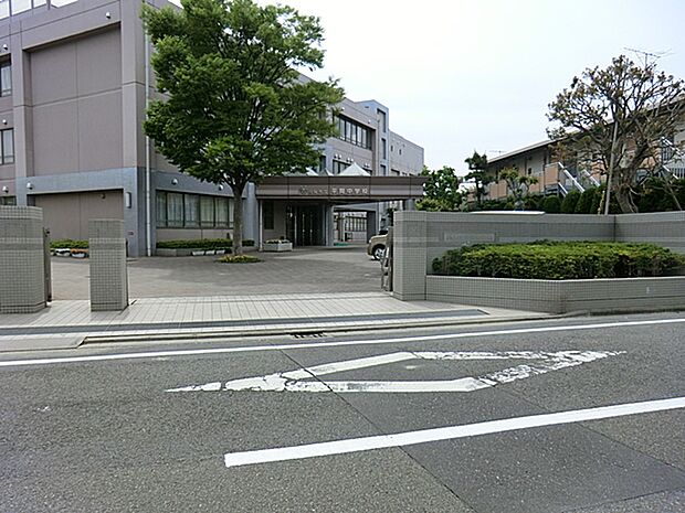 川崎市立平間中学校 800m