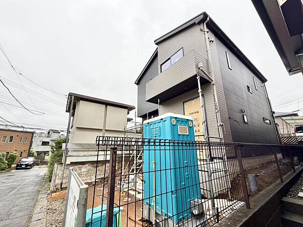 完成時期は2026年6月です。