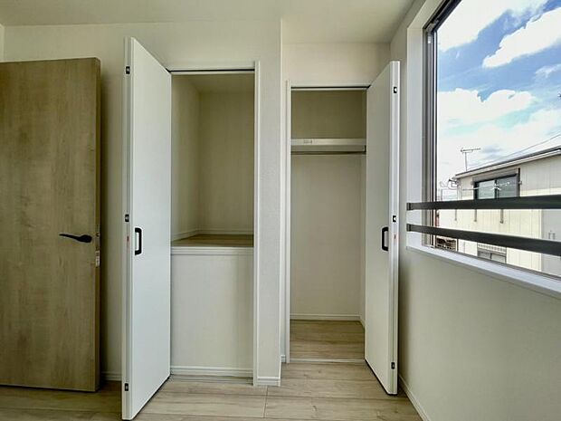 各部屋に収納が充実しており、整理整頓がしやすい設計です。