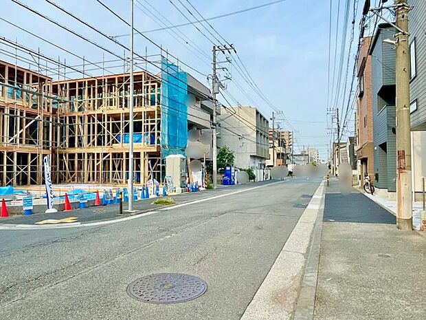 前面道路 外観写真 8月9日撮影