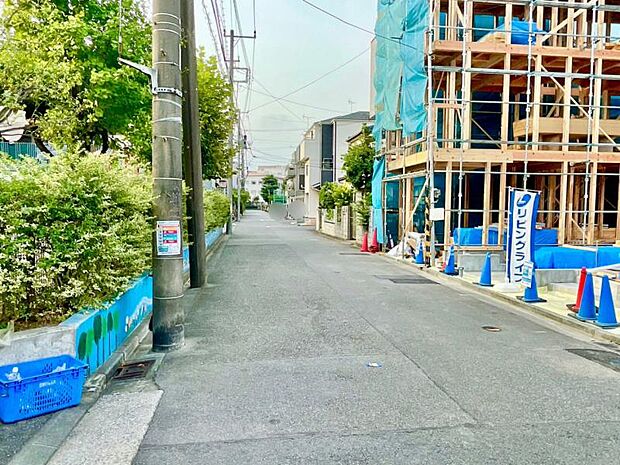 前面道路 8月9日撮影