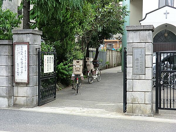 福音幼稚園　160m