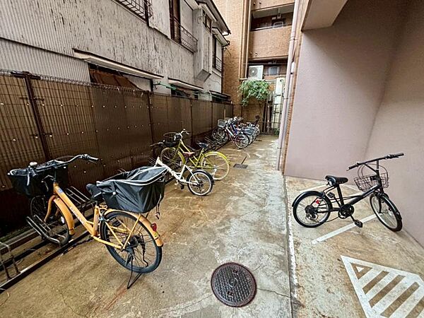 駐輪場