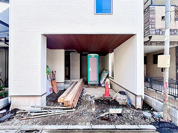 建築中につき、完成前の今なら現地周辺の環境もじっくりご確認いただけます。