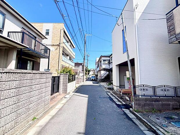 新生活が待ち遠しくなる建築中の新築住宅です。お気軽にお問い合わせください。