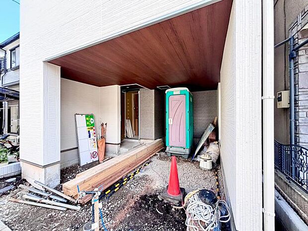 現地では建物のボリューム感や周辺環境を実際にご確認いただけます。