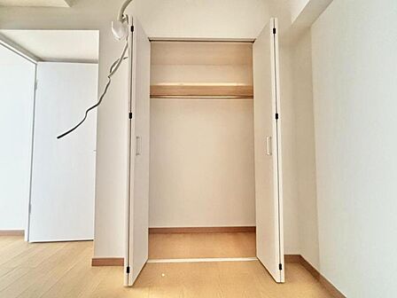 各部屋に収納が充実しており、整理整頓がしやすい設計です。