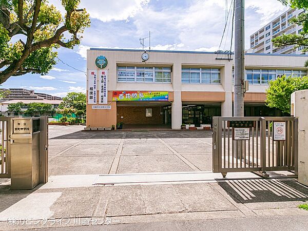 川崎市立京町中学校　700ｍ