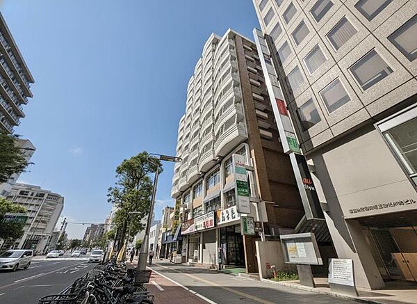 JR京浜東北・根岸線『川崎』駅から徒歩7分と好立地なマンションです。