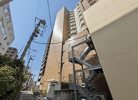 複数駅利用可能なアクセスのよい好立地です。
