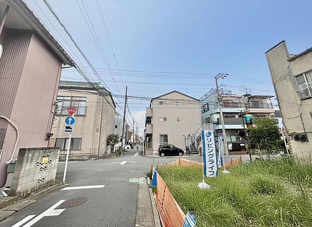 毎日の暮らしに寄り添う、優しい雰囲気の外観が魅力です。