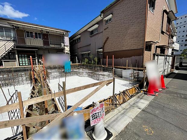 基礎・構造部分も確認できる建築中ならではのタイミングです。