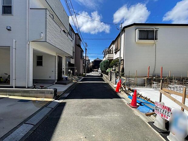 日当たりや隣地との距離感など、現地で確認したいポイントもチェックできます。