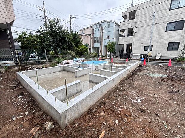 現地と同じくらい、周辺環境は大切です。図面だけでは分からない現地の雰囲気もご確認くださいませ。(2026年9月撮影)