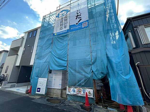 【凛】とした落ち着いたたたずまいのあなただけのお住まい。お友達などが遊びに来た時も自慢をしたくなる邸宅を創り出す外観デザインです。