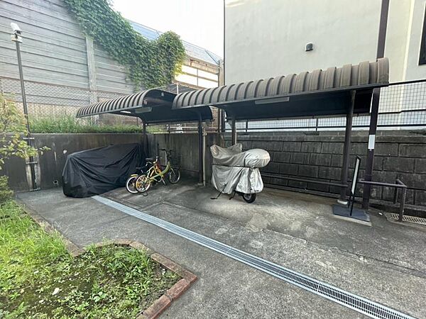 駐輪場