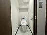 トイレ：明るく清潔感のあるトイレです。