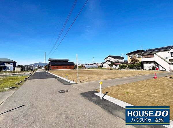 建築条件なし！お好きなメーカーでお家を建てられます♪